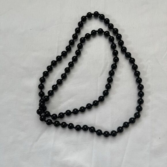 Glass Beaded Knotted Infinity Necklace, classic, casual. - Picture 2 of 6